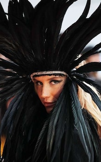 Oversized Tribal Headpieces Image 5