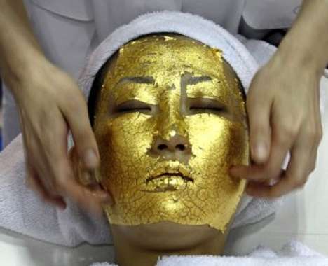 16 Age-Defying Facelifts