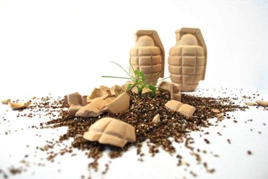 Grenade Planters
