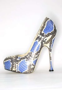 Motley Pastel Pumps Image 3