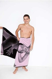Exposed Male Towels Image 7