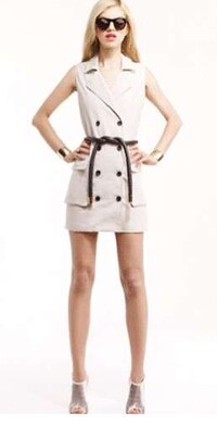 Faux Mannequin Lookbooks Image 8