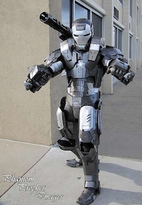 Incredible Fan Costumes Image 2