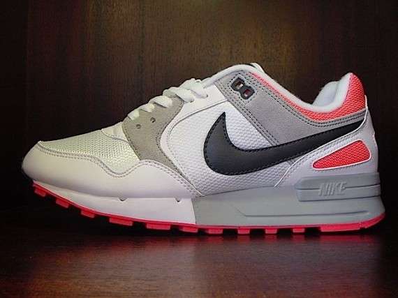 Pink Retro Court Kicks