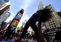 Street Yoga Parties Image 7