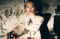 Couture Sightseeing Editorials Image 3
