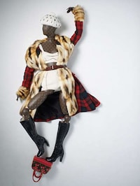 Designer Mannequin Photography Image 6