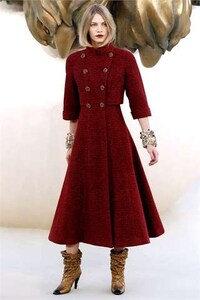 Modern Medieval Fashion Image 3