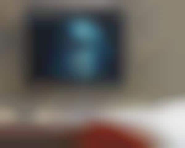 Faux iPad Televisions