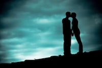 Silhouetted Romance Shoots Image 3