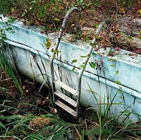 Abandoned Swimming Pools Image 7