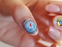 Internet Browser Nails Image 5