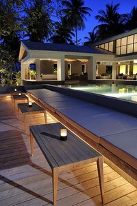 Tropical Romantic Hotels Image 7