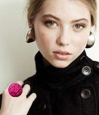 Accessory Lip Sheens Image 2