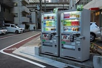 Touchscreen Vending Machines Image 2