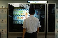Touchscreen Vending Machines Image 7