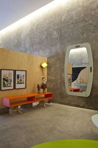 Floating Chairs  Image 4