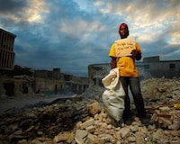 Post-Earthquake Photo Essays Image 7