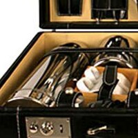 Briefcase Picnic Sets Image 2