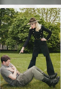 Femme-Fatale Sargents Image 4