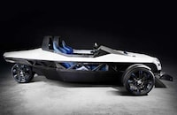 Sporty Three-Wheelers Image 3