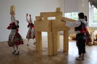 Domesticity-Themed Installations Image 3
