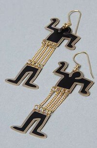 Graffiti-Inspired Accessories Image 5