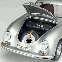 Remote-Controlled Luxury Cars Image 3