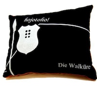 Metropolitan-Inspired Cushions Image 7
