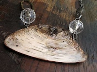 Naturalistic Wooden Accessories Image 6