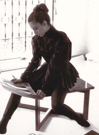 Avant-Garde Brides Image 4