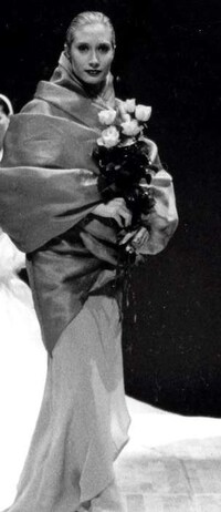 Avant-Garde Brides Image 7