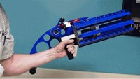 Crazy Elastic Shooters Image 2