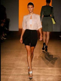 Soft Flowing Fashions Image 2