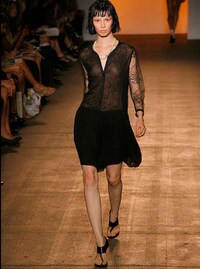Soft Flowing Fashions Image 7