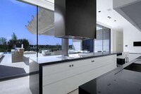 Glamorous Poolside Abodes Image 8