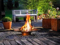 Chic Tiki Torches Image 2