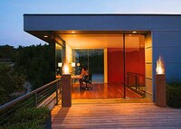 Chic Tiki Torches Image 3