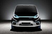 Luxury Hybrid Trucks Image 3