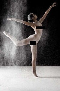 Powdery Dancer Photography Image 2