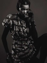 Smoldering Vintage Shoots Image 3