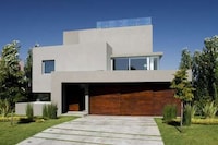 Nature-Inspired Rear Facades Image 2