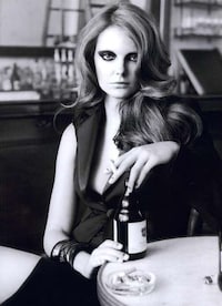 Hot Saloon Spreads Image 8