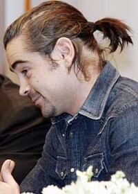 Man Ponytails Image 4