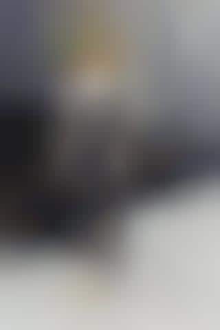 Marc Jacobs Falls Apart