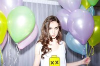 Balloon-Bearing Babes Image 7