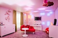Extravagant Fantasy Vacations Image 3