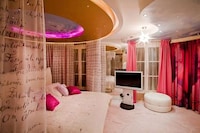 Extravagant Fantasy Vacations Image 4