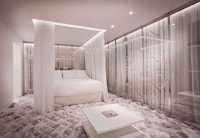 Extravagant Fantasy Vacations Image 8