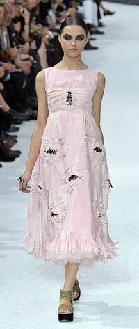 Extreme Feathered Frocks Image 2